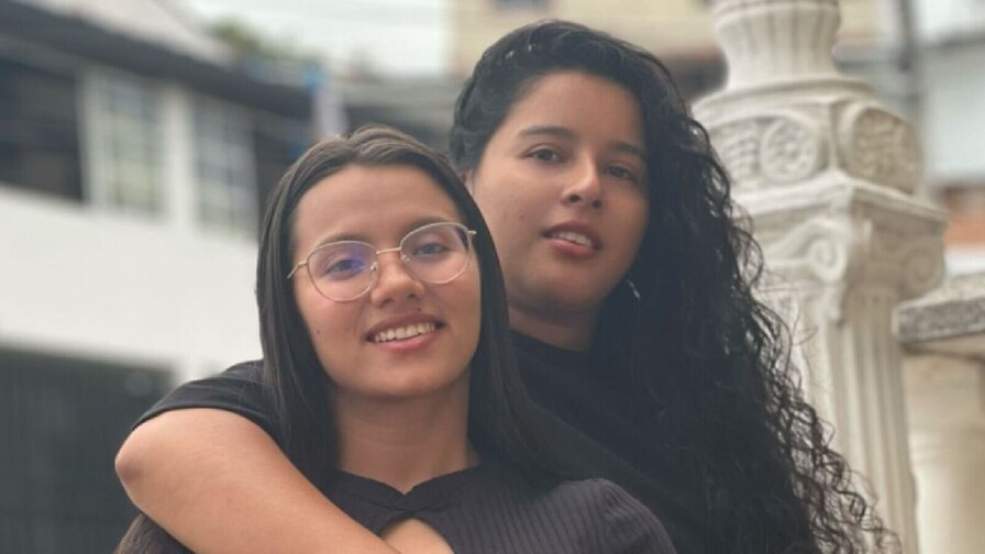 MiaAndDiland